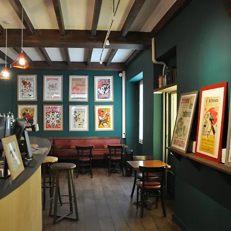 Hostal Hostel20