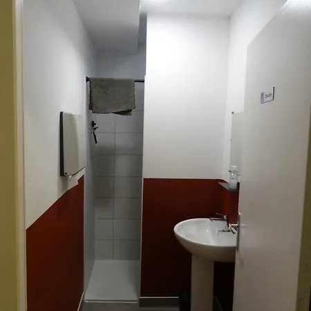 Hostel Hostel20 *
